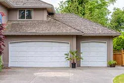 Security Garage Doors Great Neck, NY 516-568-4677 - about-side